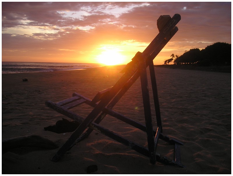 Sunrise Arugam Bay, Sri Lanka.JPG